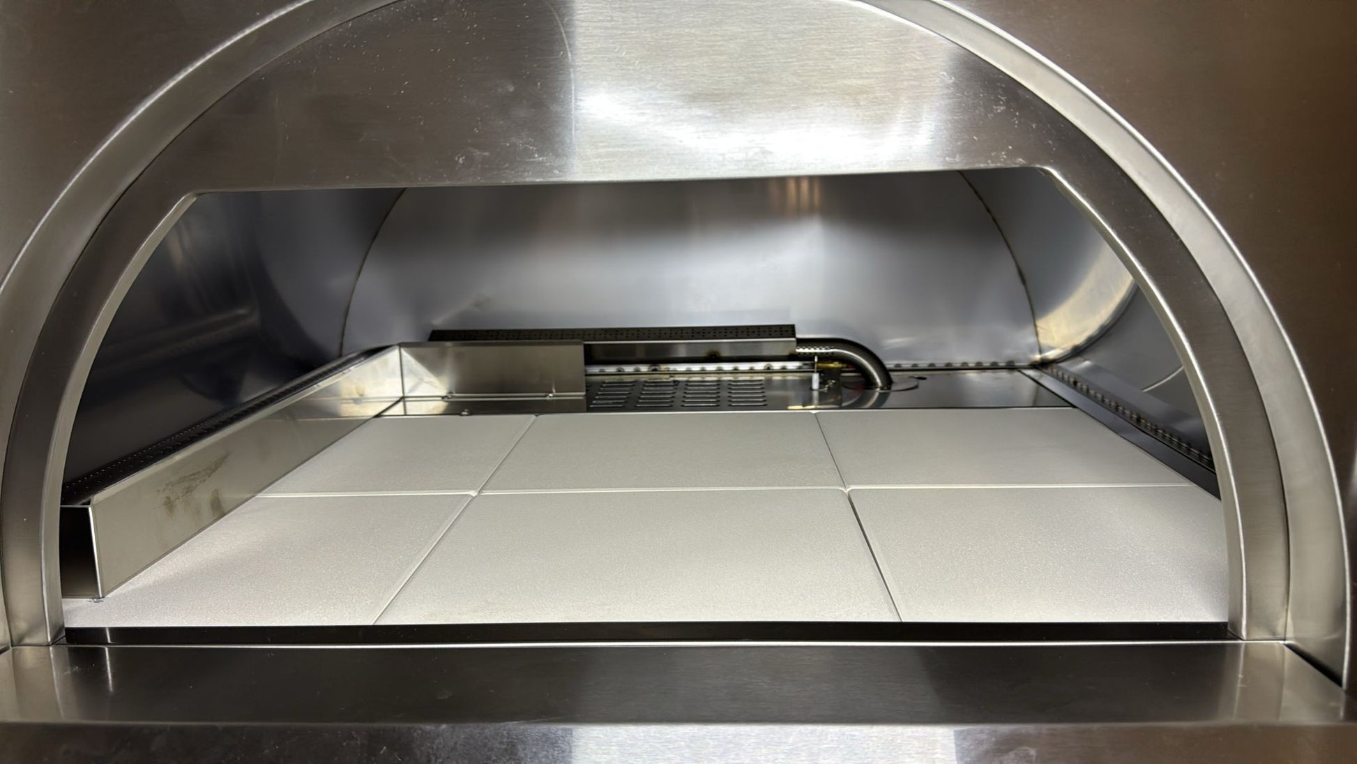 Dual Fuel Stainless steel Pizza Oven with Deluxe Enamel Top
